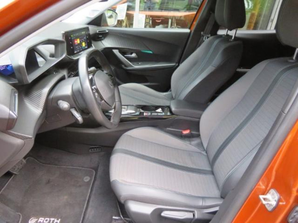 Peugeot e-2008