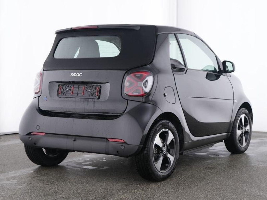 Smart EQ fortwo Cabrio 22kw onboard charger