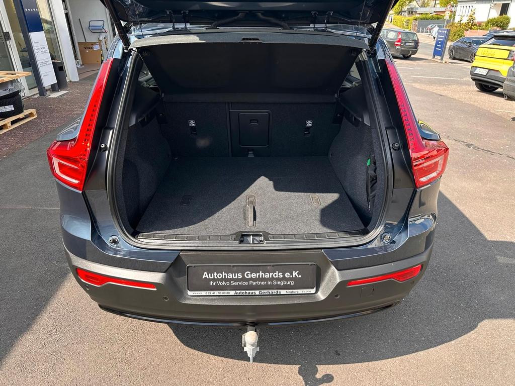 Volvo EX40