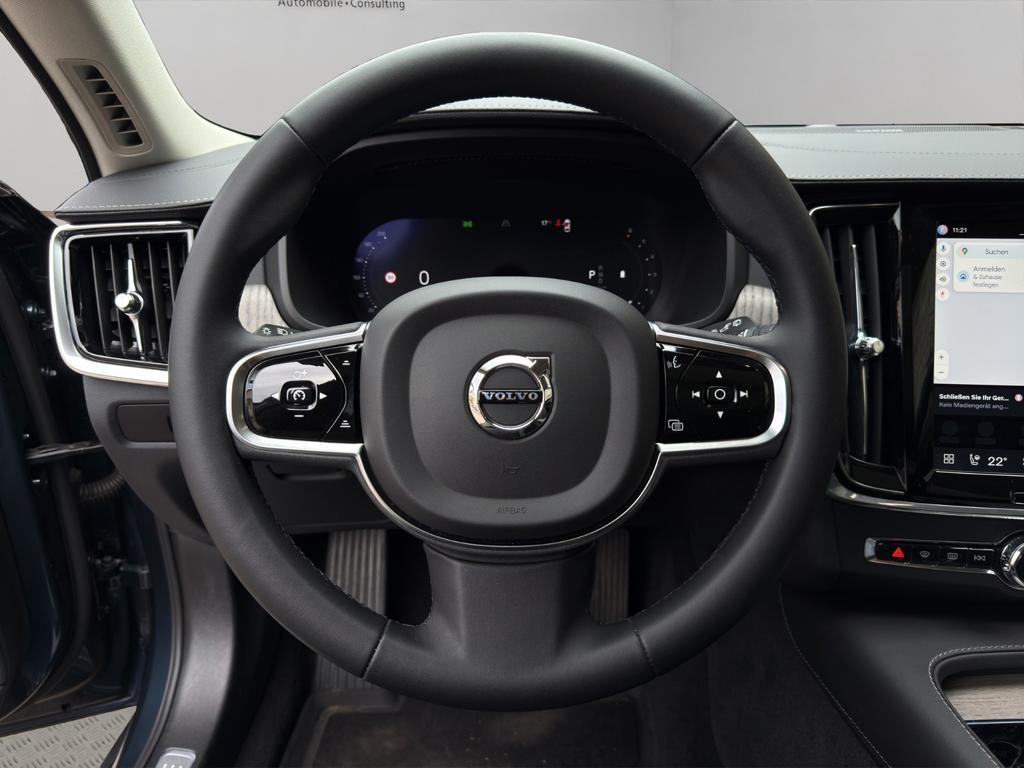 Volvo V90 Cross Country