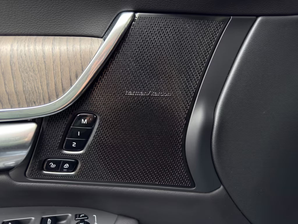 Volvo V90 Cross Country