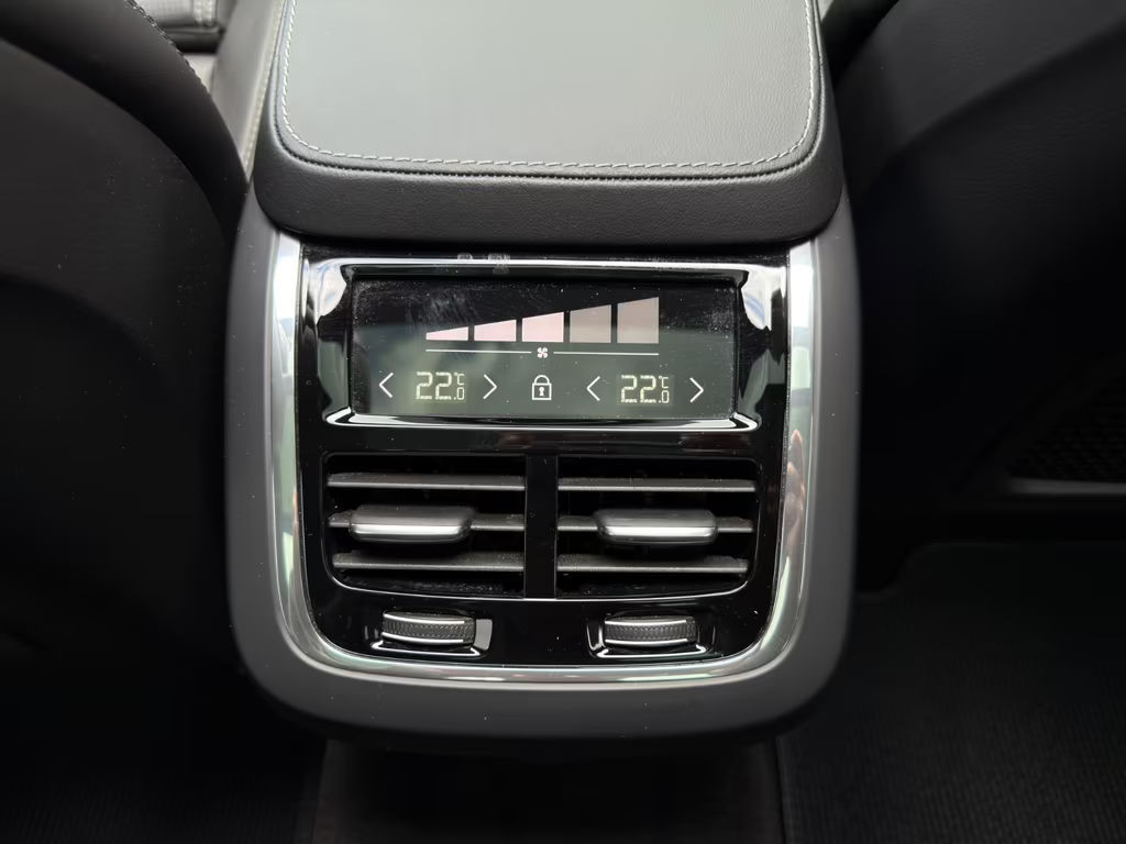 Volvo V90 Cross Country