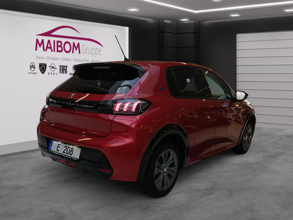 Peugeot e-208