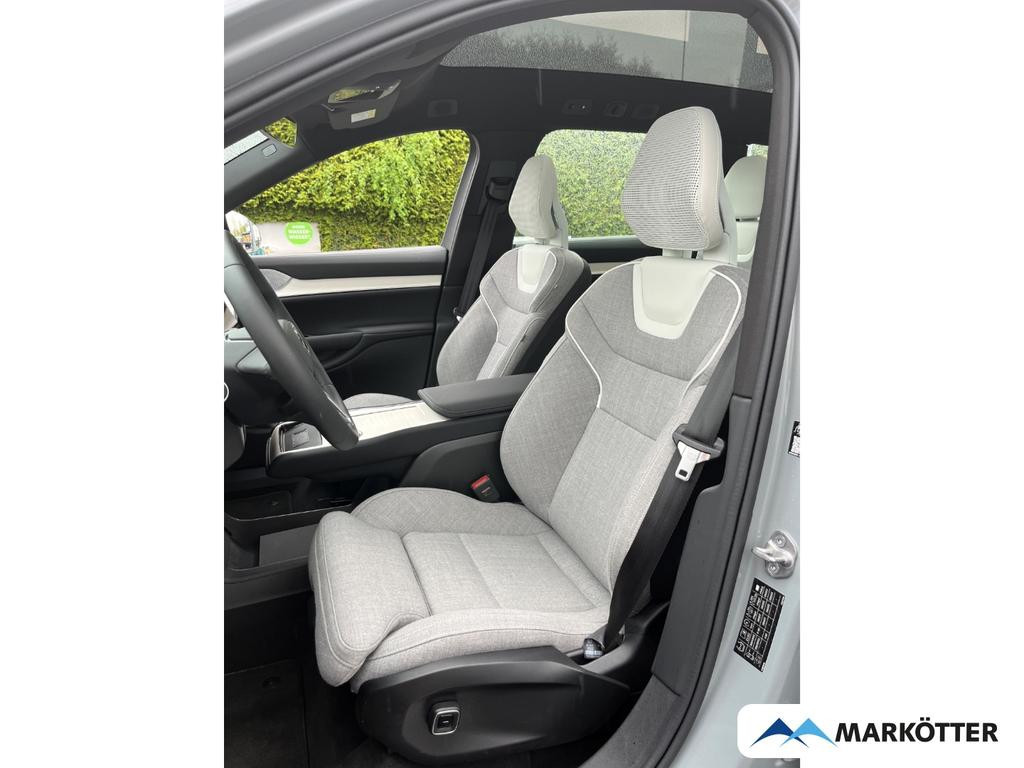 Volvo EX90
