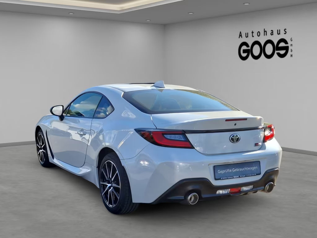 Toyota GR86