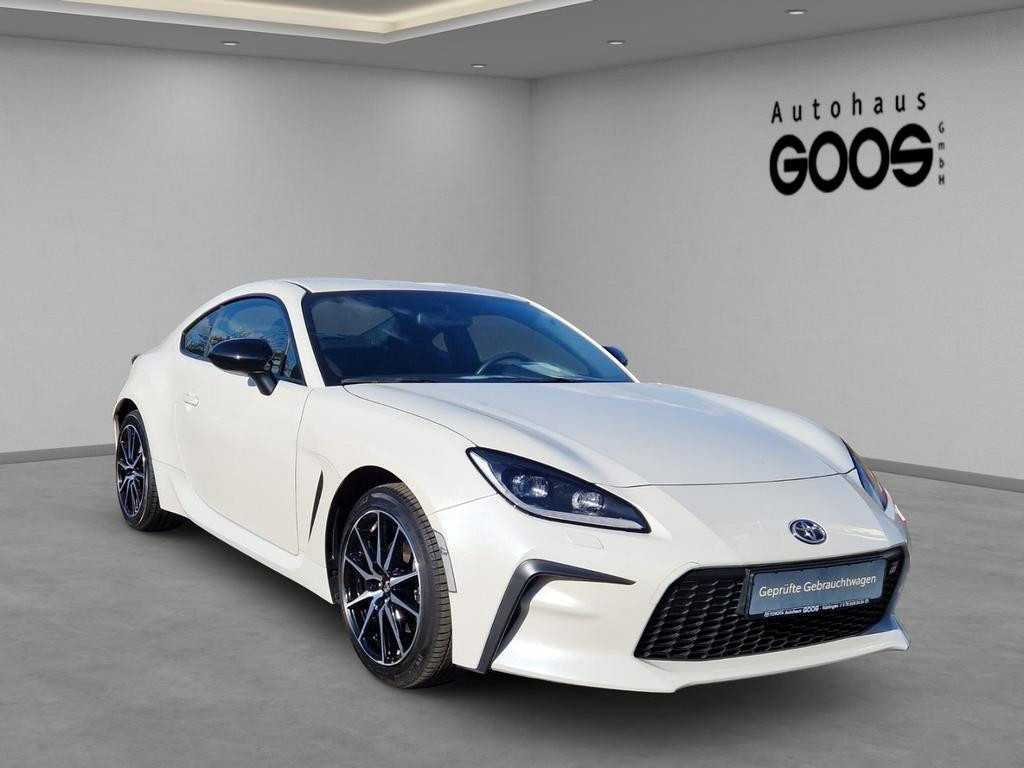 Toyota GR86