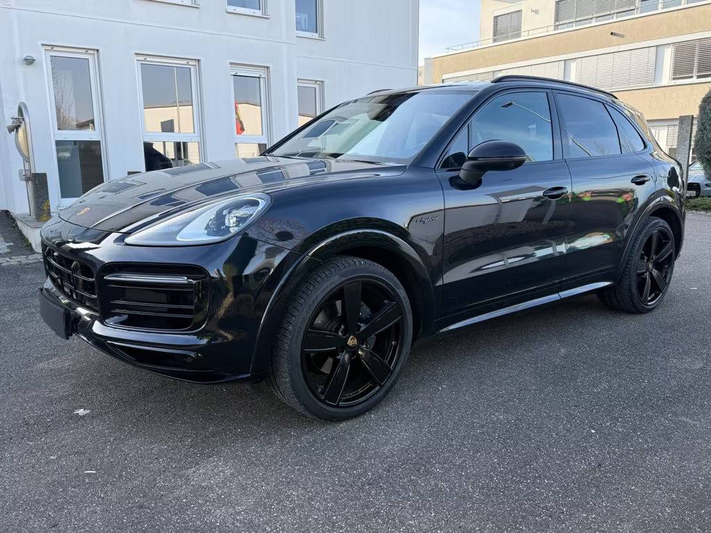 Porsche Cayenne Platinum Edition