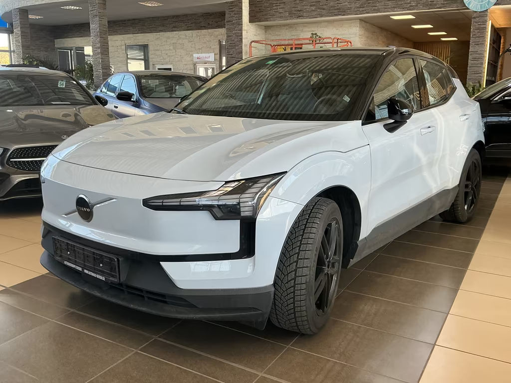 Volvo EX30 AWD Plus Vierwielaandrijving Performance Twin motor
