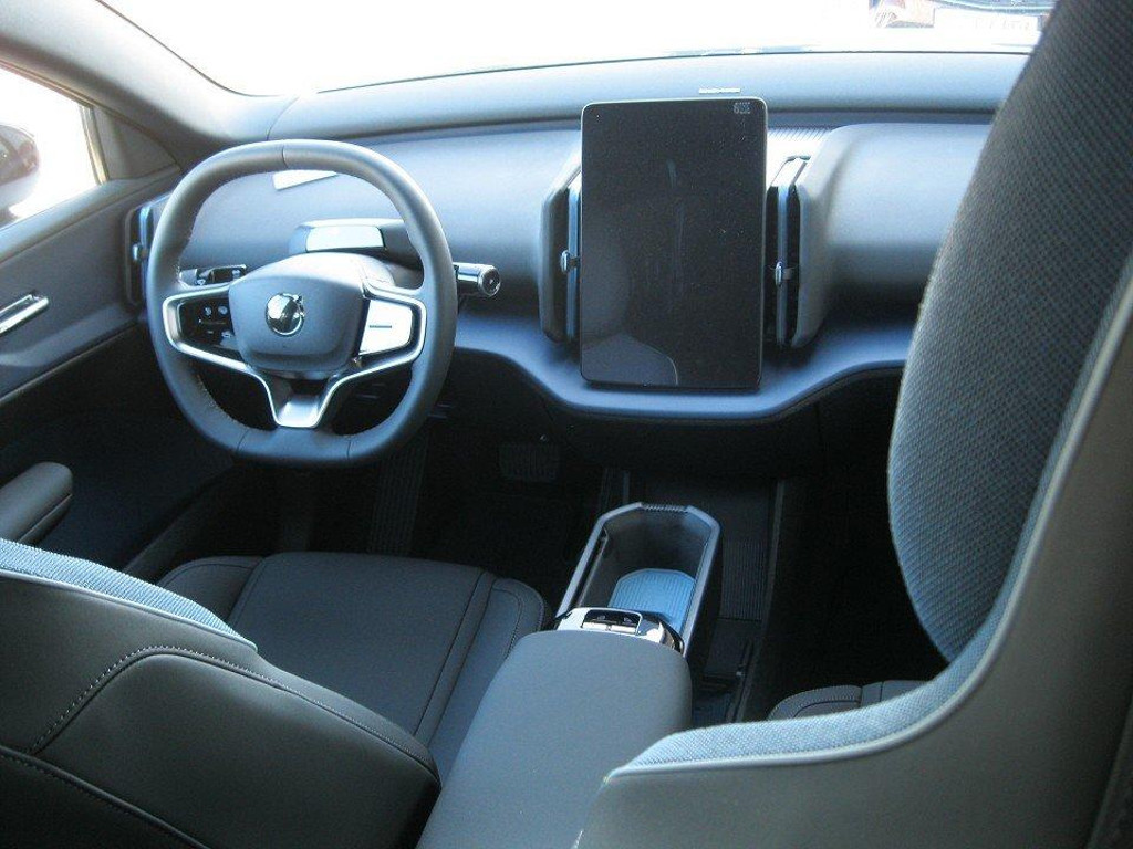 Volvo EX30
