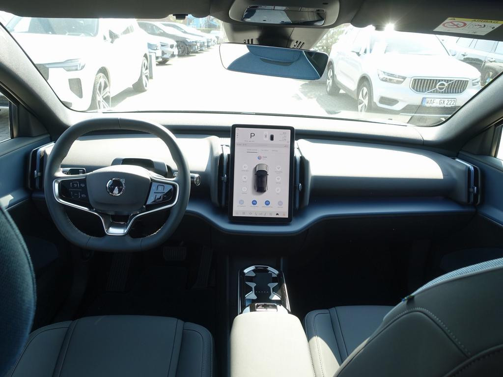 Volvo EX30