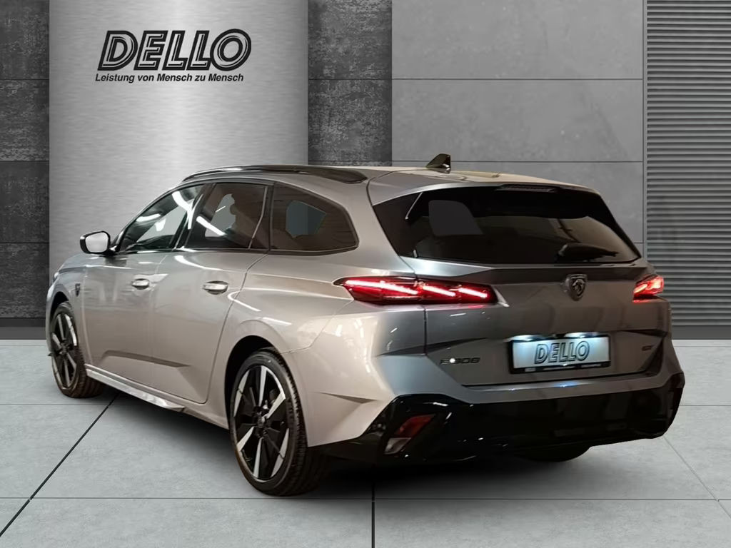 Peugeot e-308