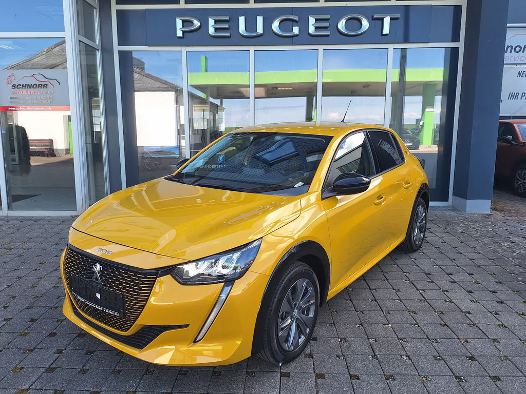 Peugeot e-208 Allure Pack