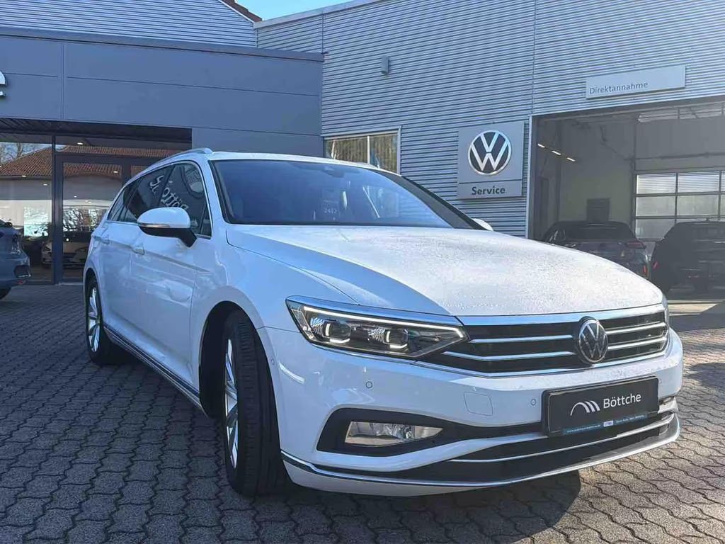 Volkswagen Passat Variant 2.0 TDI Elegance Elegance
