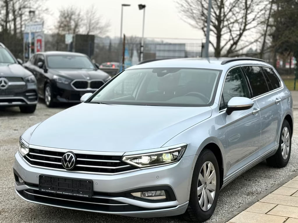 Volkswagen Passat Business Variant IQ.Drive
