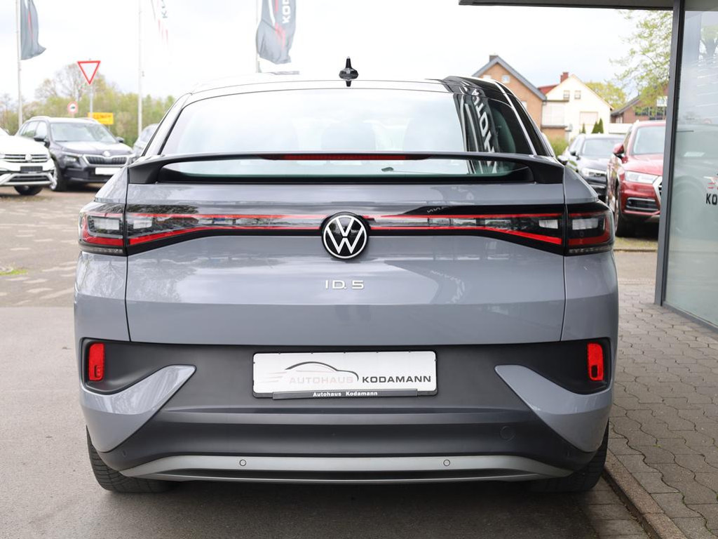 Volkswagen ID.5