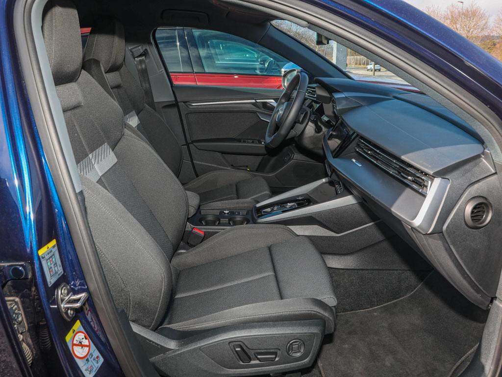 Audi A3 Sportback Sedan S-Line S-Tronic 35 TDI