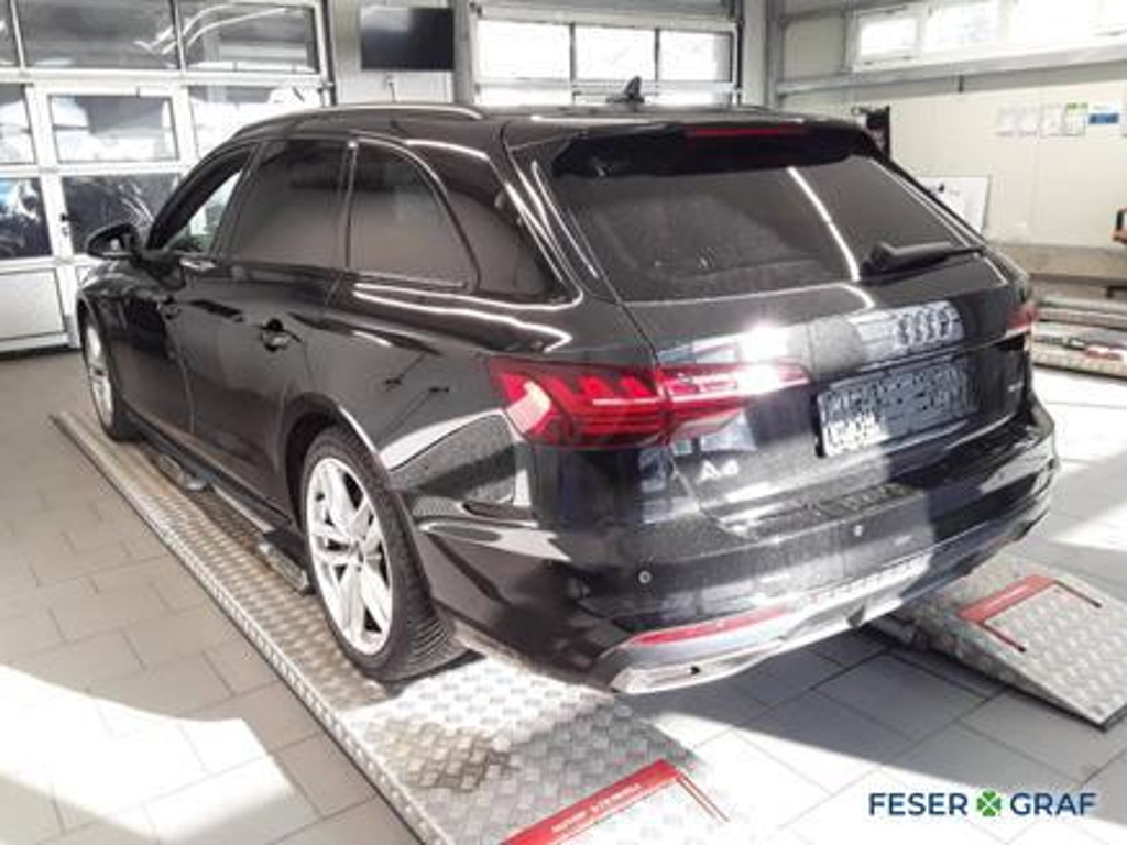 Audi A4 Avant Quattro S-Line 45 TFSI