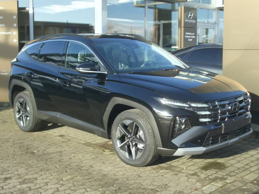 Hyundai Tucson Trend Hybrid 2WD