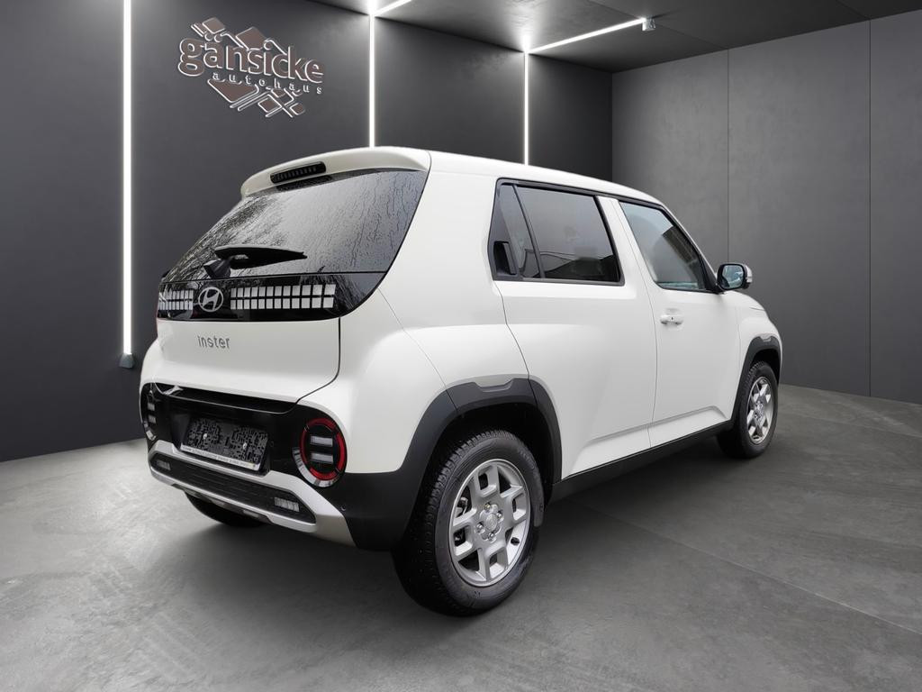 Hyundai INSTER