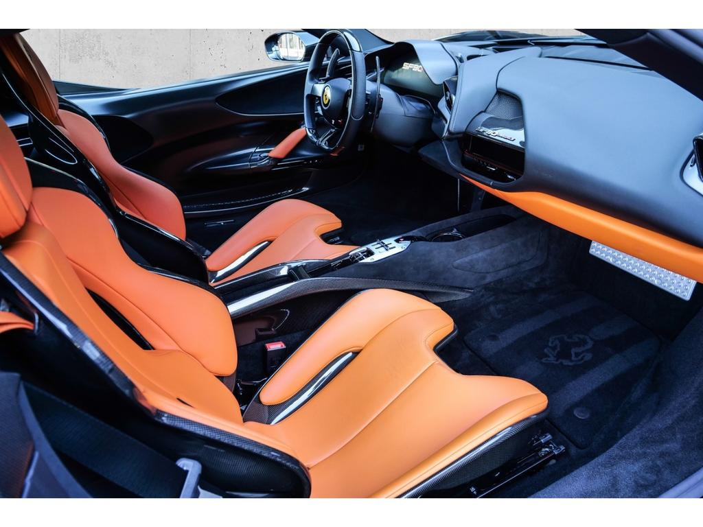Ferrari SF90