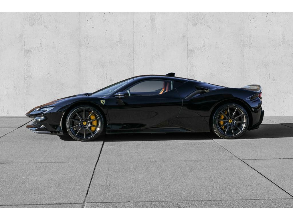 Ferrari SF90