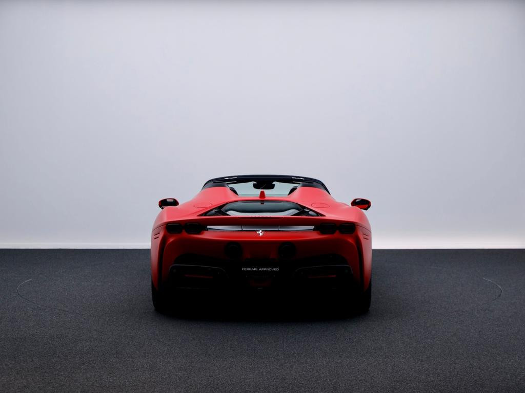 Ferrari SF90 Spider