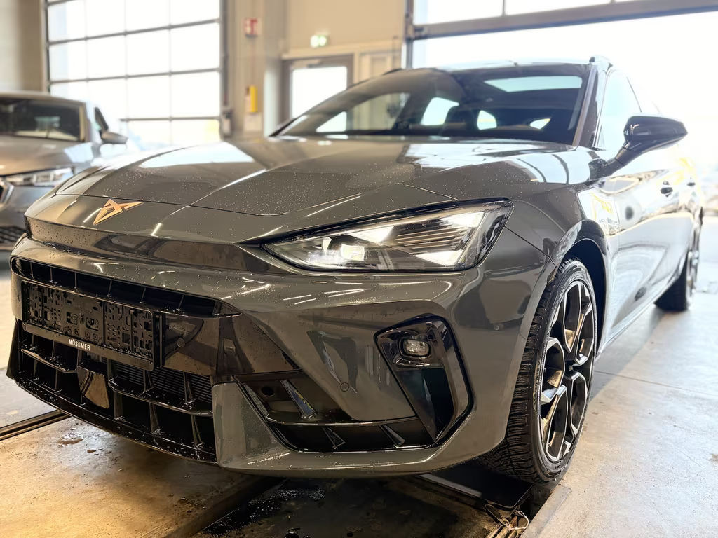 Cupra Leon ST 4Drive 2.0 TSI DSG