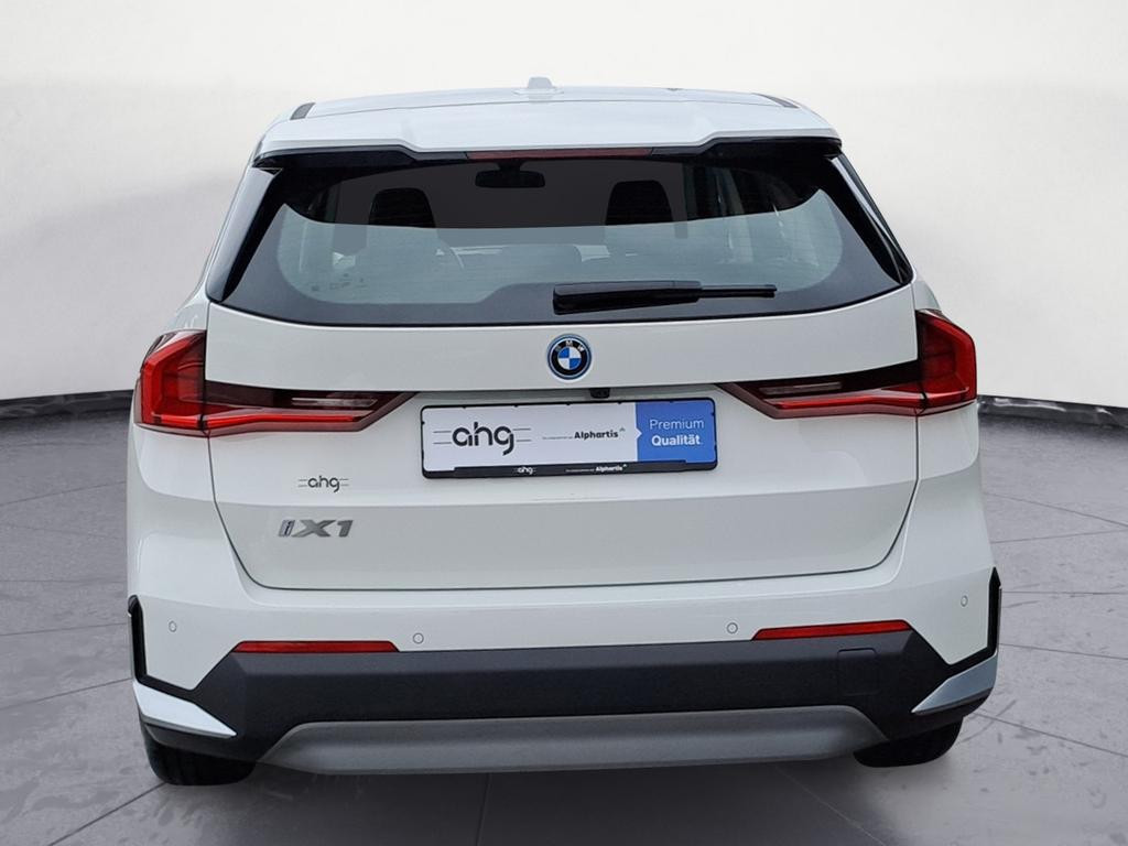 BMW iX1 xDrive30