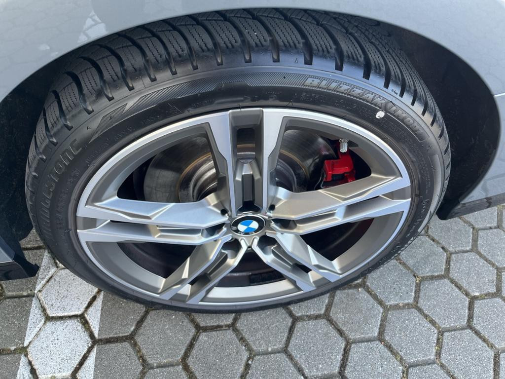 BMW M235