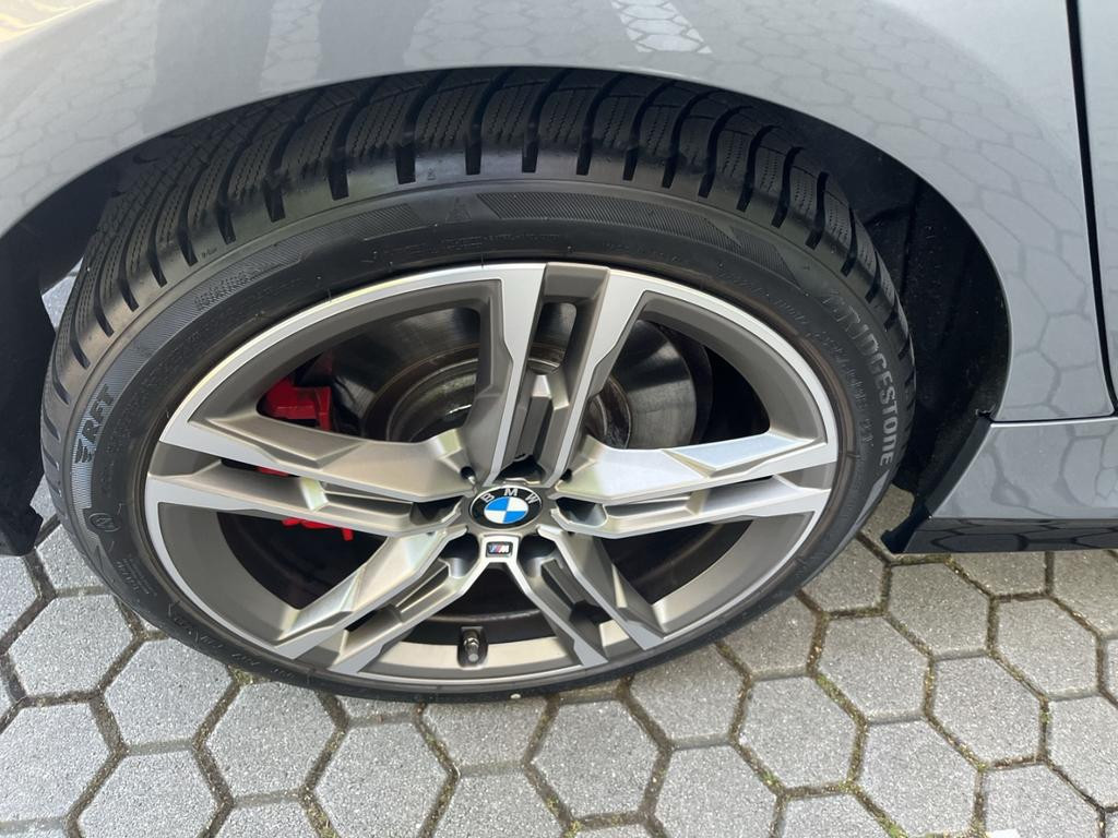 BMW M235