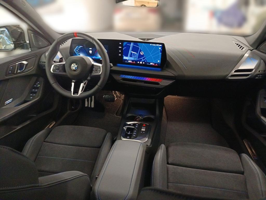 BMW M235