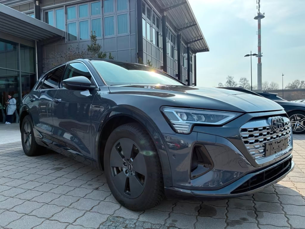 Audi Q8 e-tron