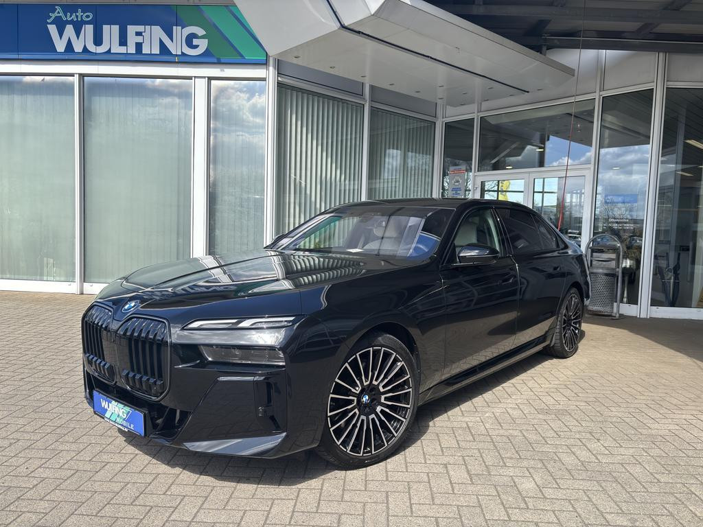 BMW i7 M-Sport Sedan