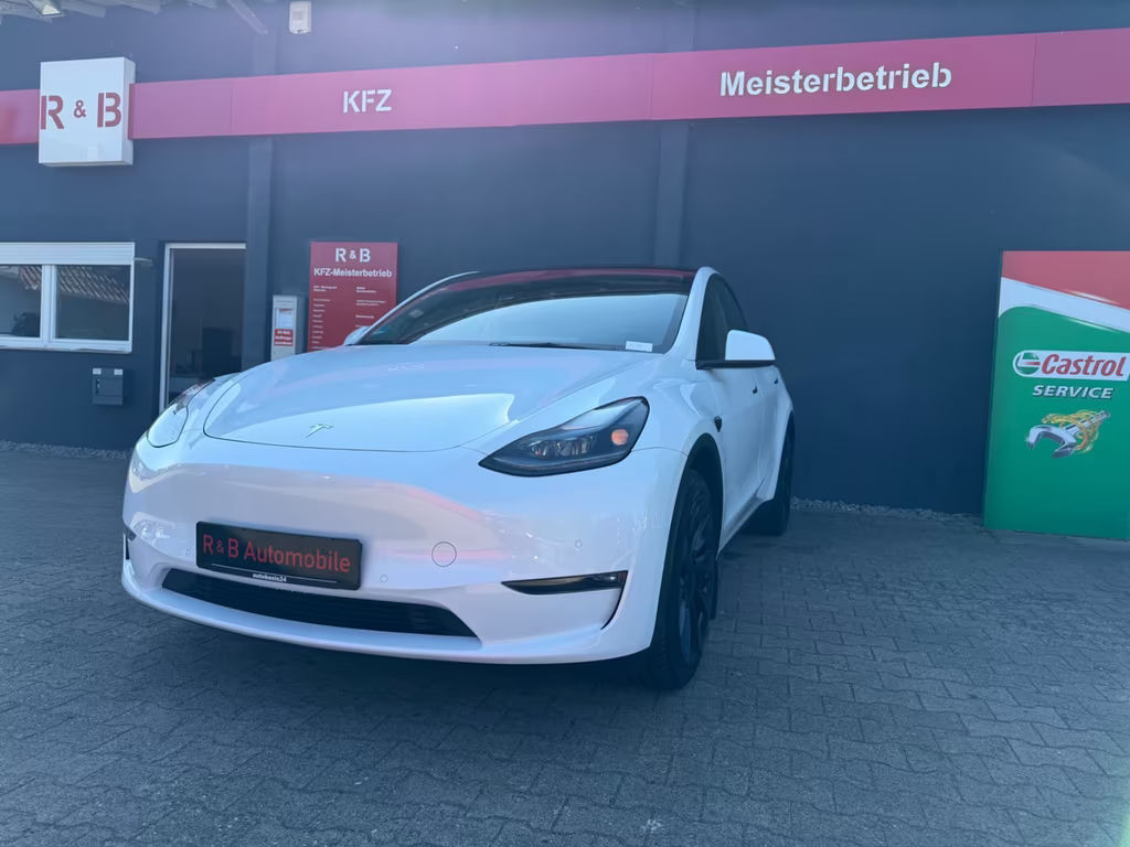 Tesla Model Y Long Range Dual Motor AWD