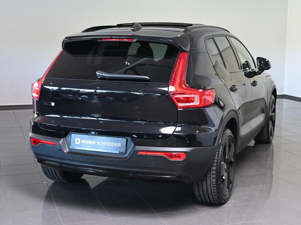 Volvo EX40
