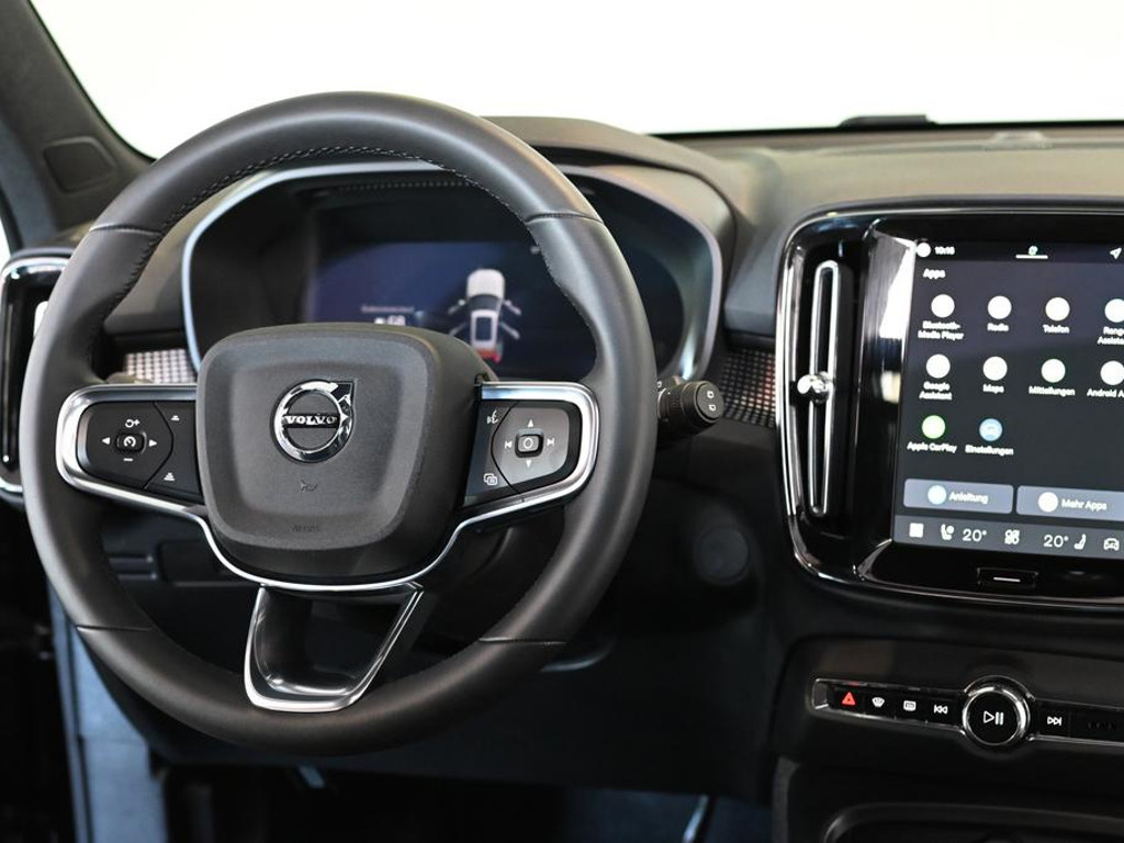 Volvo EX40