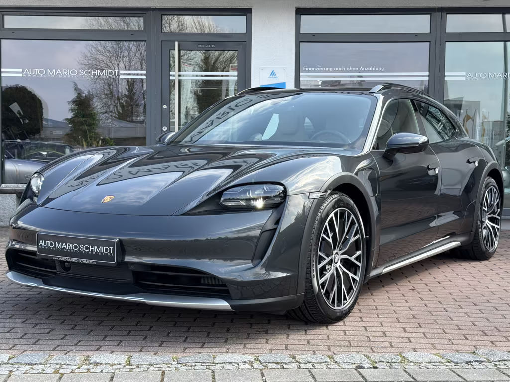 Porsche Taycan Cross Turismo 4