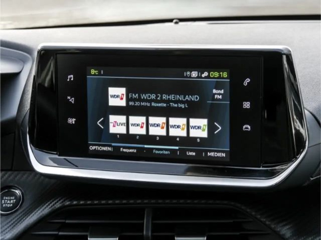 Peugeot e-208