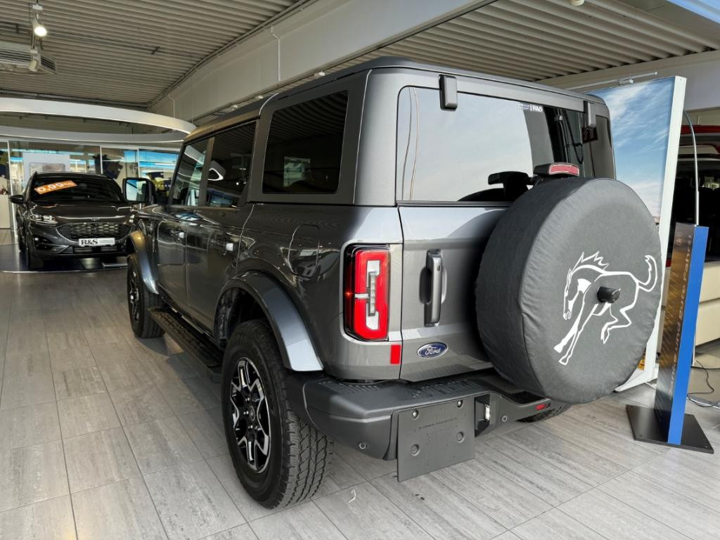 Ford Bronco