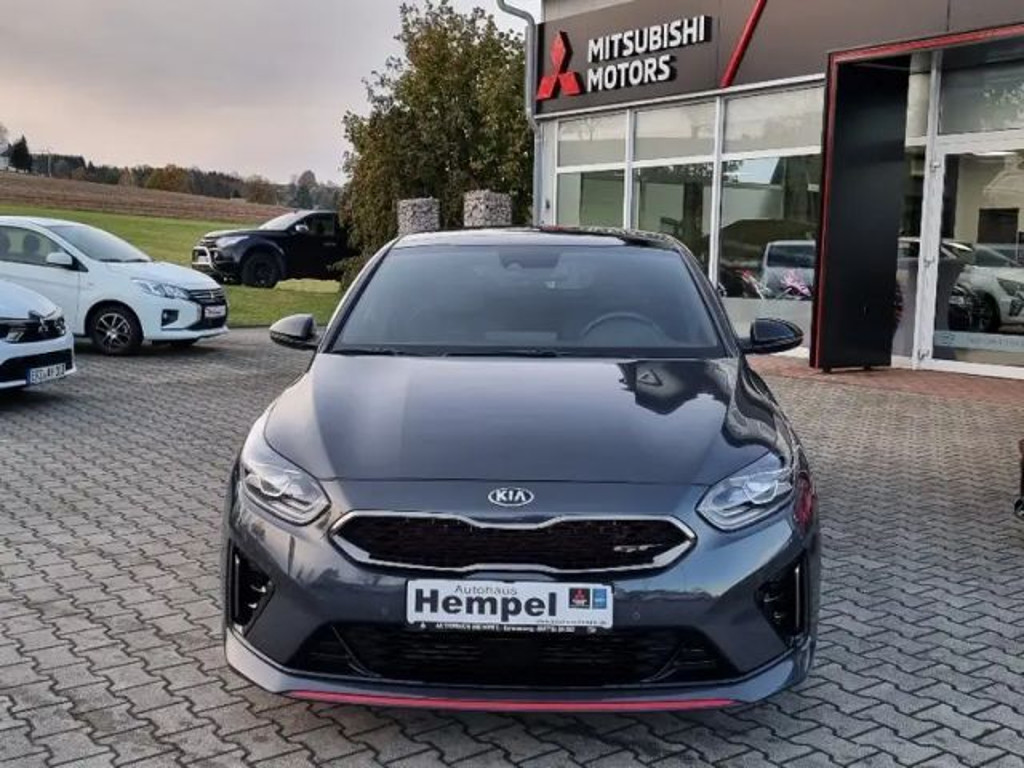 Kia ProCeed