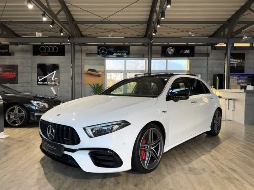 Mercedes-Benz A-Klasse AMG A 4MATIC A 45 AMG