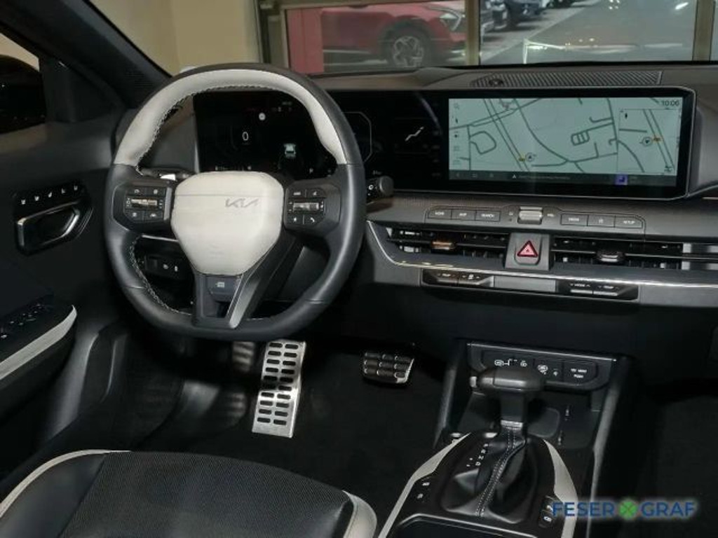 Kia K4