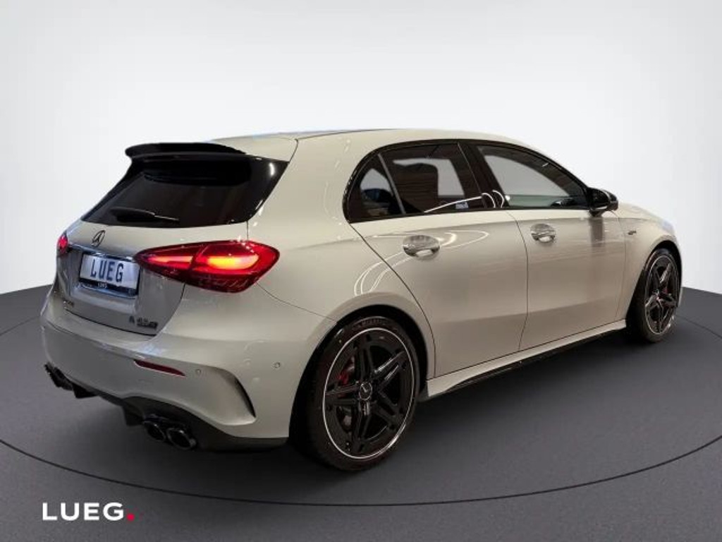 Mercedes-Benz A-Klasse AMG A 4MATIC A 45 AMG