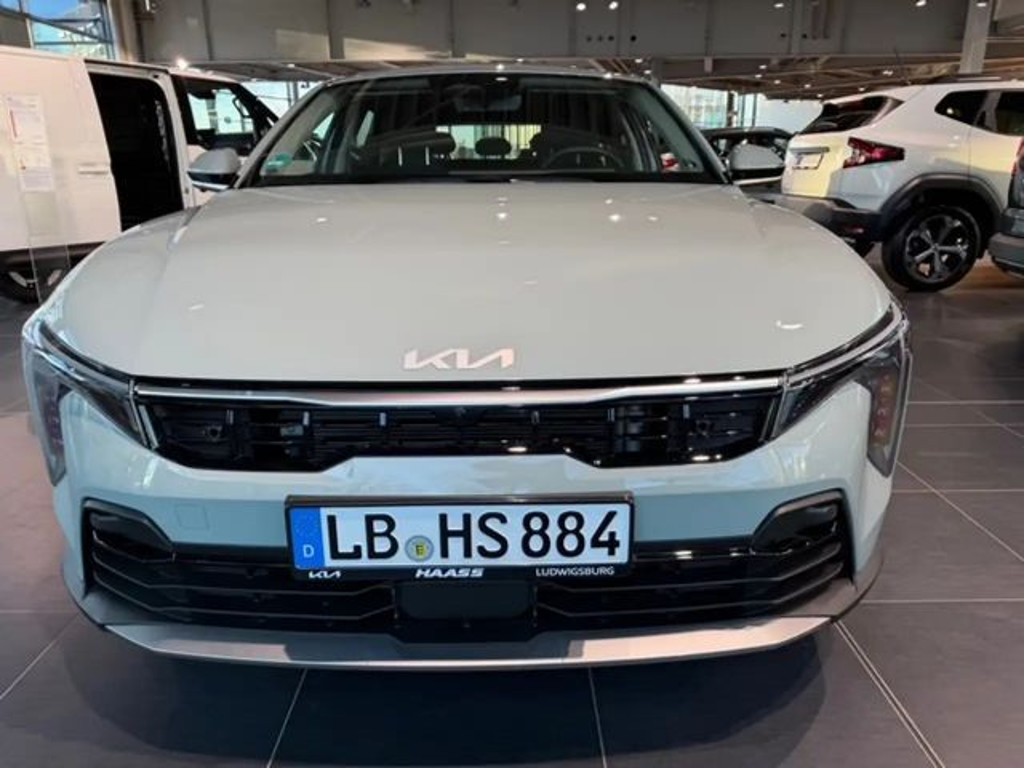 Kia K4
