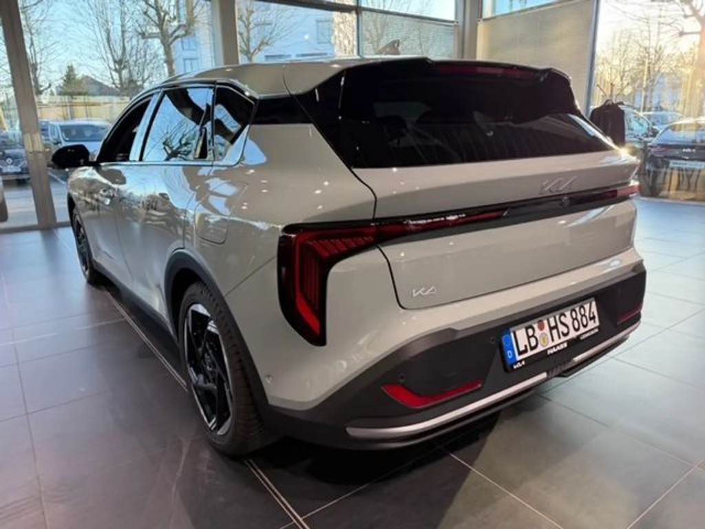 Kia K4