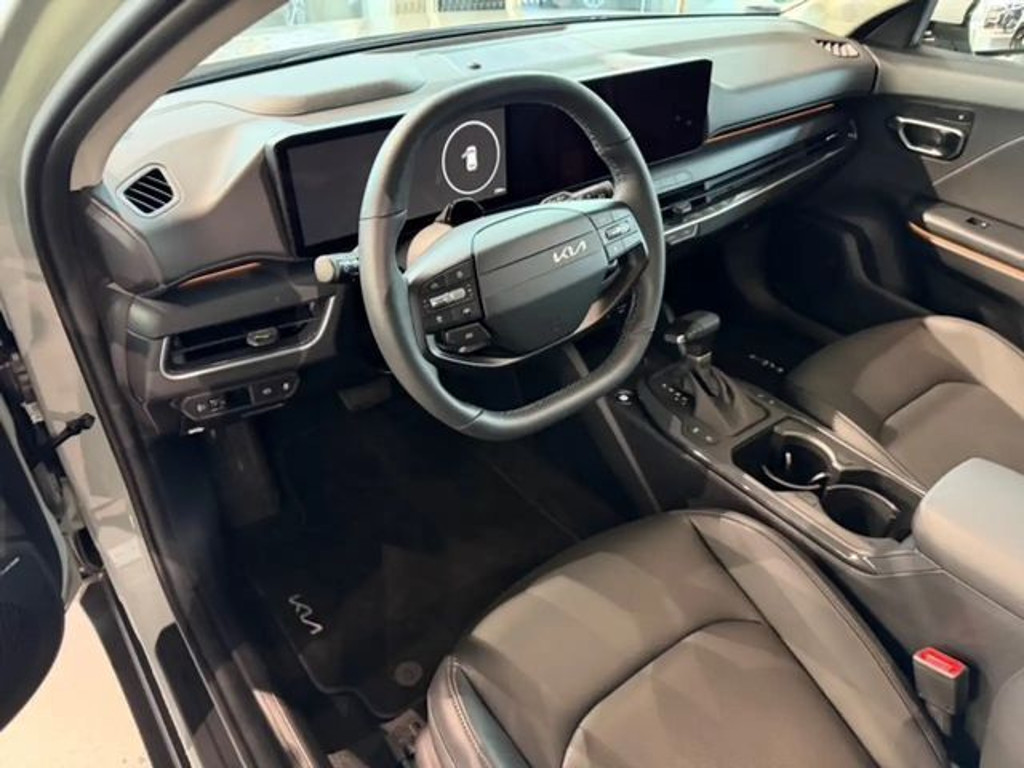 Kia K4