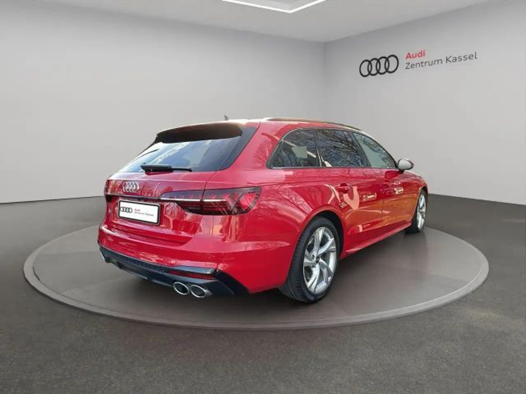 Audi S4