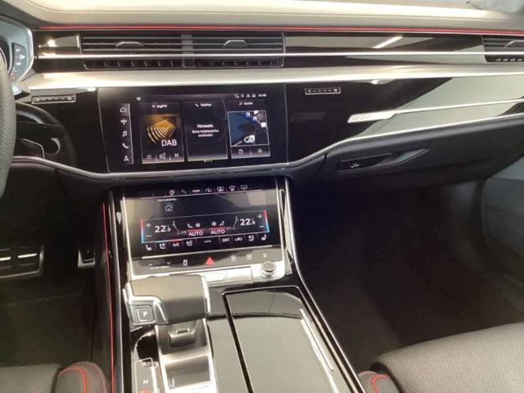 Audi S8