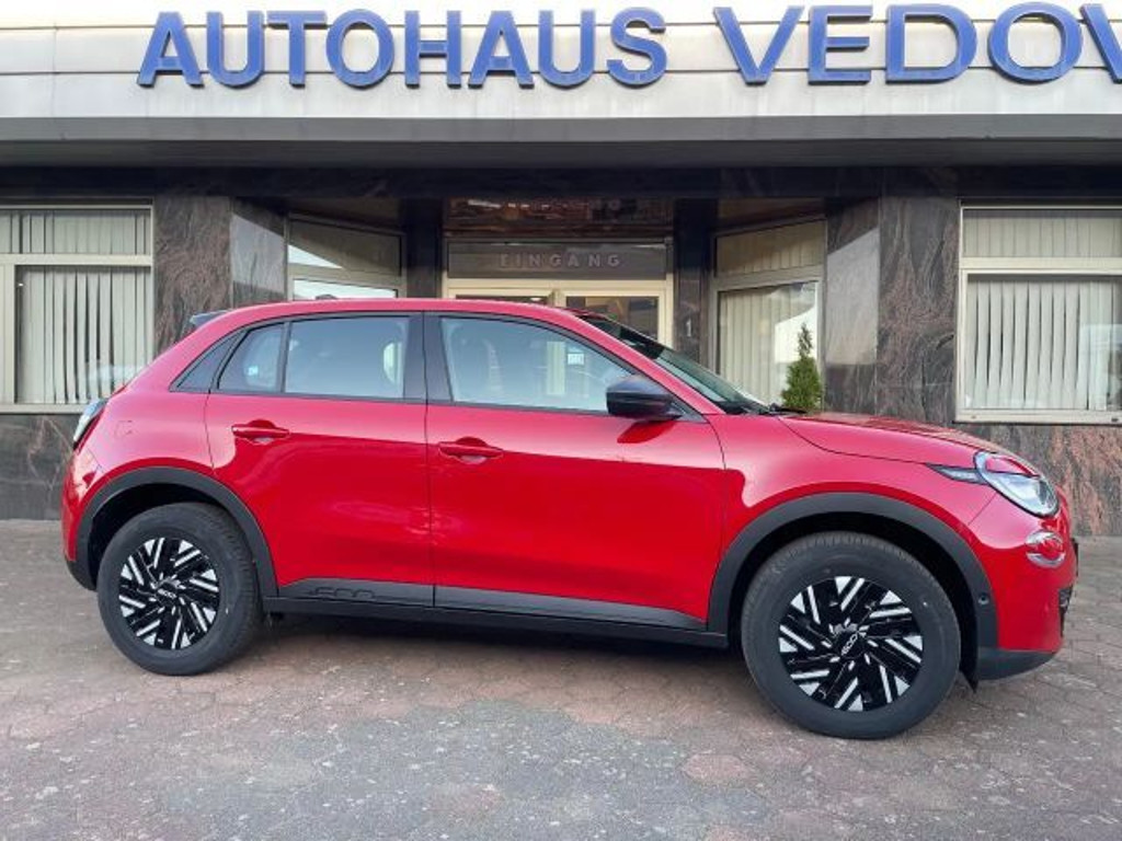 Fiat 600e Hybrid 100 DCT LED Kamera 360° Keyless