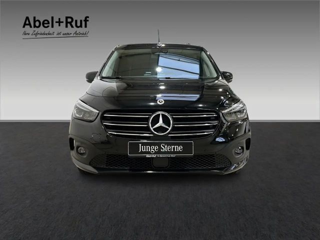 Mercedes-Benz T 180